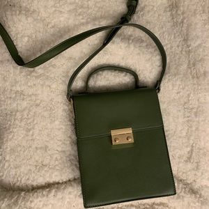 Green olive small bag